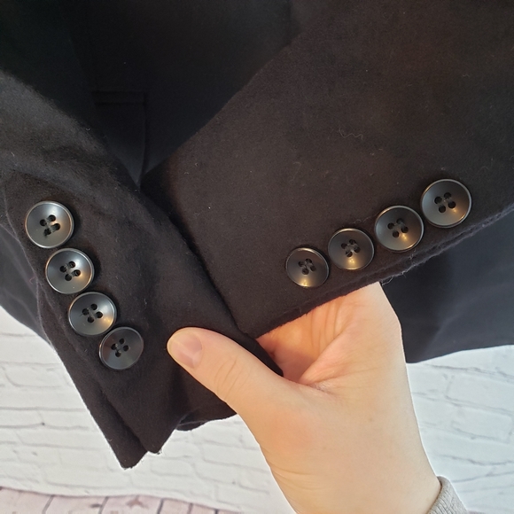 SOLD - Picture 4 of 8